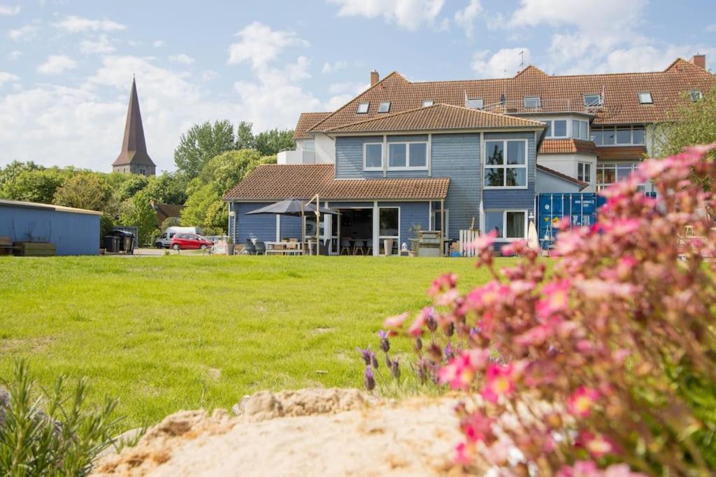 Ferienwohnungen Fehmarn Mit Parkplatz In Petersdorf 外观 照片